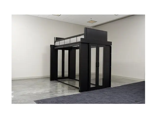 APC HyperPod Frame Raised Floor Support Stand 24 - Gulvstativ (en ...