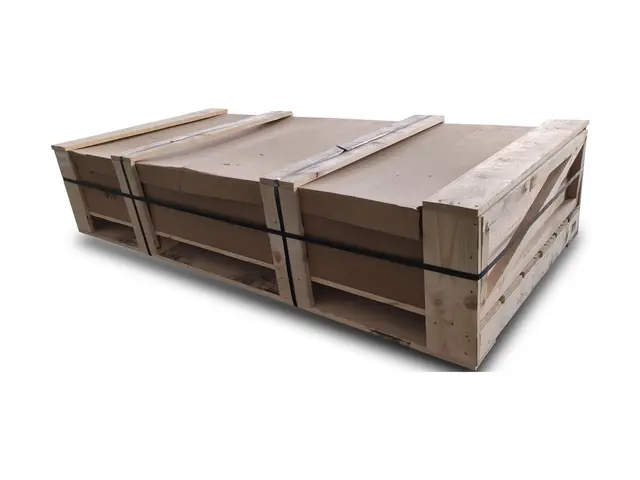 APC Easy Rack - Rack (vertikal) - skap - flatpakke - svart - 42U -...