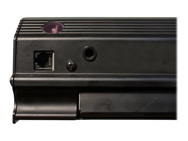 Elite Screens Saker Tab-Tension Series SKT150UHW2-E24 - Projeksjon...