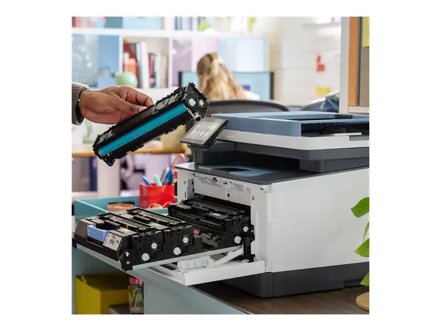 HP Color LaserJet Pro MFP 3302fdw - multifunksjonsskriver farge