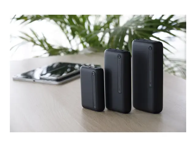 dbramante1928 re-charge - Strømbank - 5000 mAh - 2 utgangskontakte...
