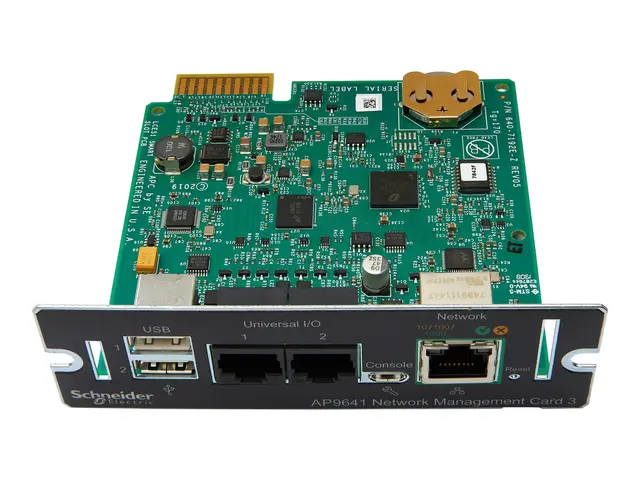 APC Network Management Card 3 with PowerChute Shutdown & Environme...