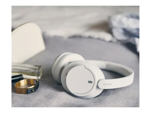 Sony WH-CH720N - Hodetelefoner med mikrofon full størrelse Bluetoo...