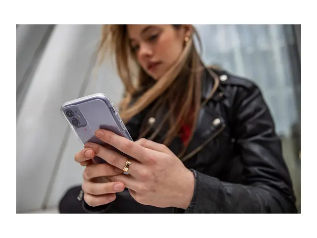 Gear4 Crystal Palace - Baksidedeksel for mobiltelefon - polykarbon...