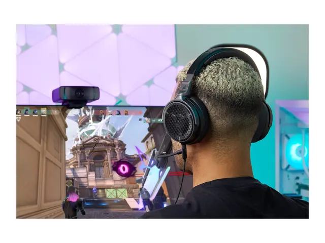 CORSAIR Gaming Virtuoso PRO - Hodesett full størrelse kablet svart