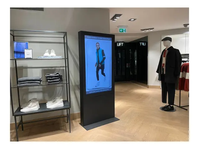 HI-ND Single Totem Touch 55" - Stativ for LCD-skjerm svart skjerms...
