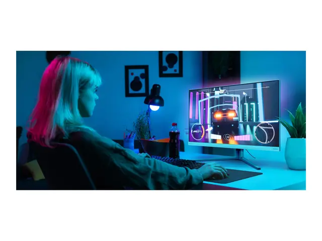 Philips Evnia 6000 27M2N6501L - OLED-skjerm gaming - 27" (26.5" synlig) - 2560 x 1440 QHD @ 240 Hz - 400 cd/m² - 1500000:1 - HDR10 - 0.03 ms - 2xHDMI, DisplayPort - hvit 