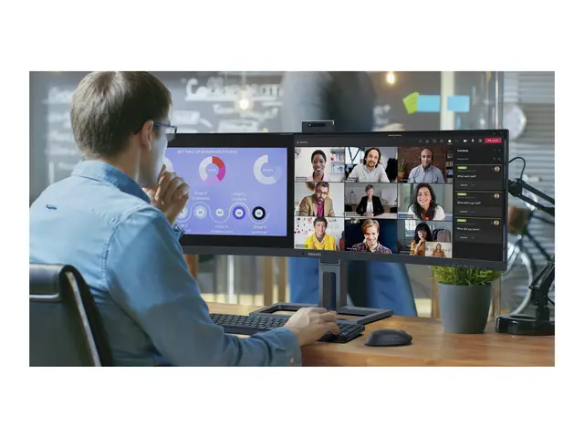 Philips 45B1U6900CH - 6000 Series LED-skjerm kurvet 45" (44.5" syn...