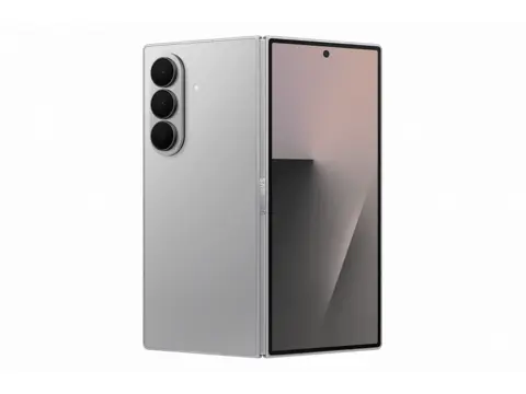 Samsung Galaxy Z Fold 7 512GB Silver S Telenor, 2 &#229;rs garanti