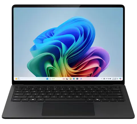 Microsoft Surface Copilot C10 13.8" touch (sort) Snapdragon X Plus, 16 GB RA